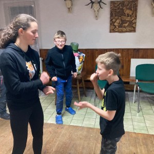 Úklid Hukvald a Vítání jara za zvuku rally