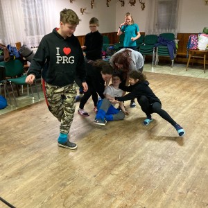 Úklid Hukvald a Vítání jara za zvuku rally