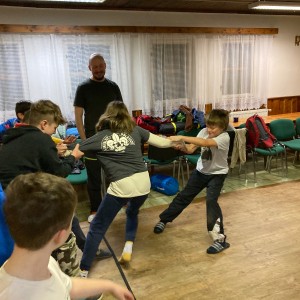 Úklid Hukvald a Vítání jara za zvuku rally