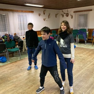 Úklid Hukvald a Vítání jara za zvuku rally