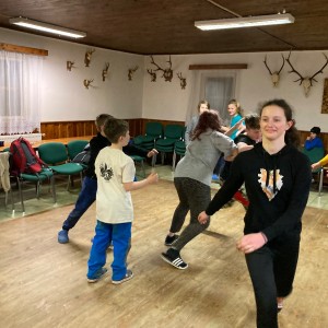 Úklid Hukvald a Vítání jara za zvuku rally