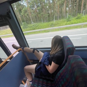 "Lasičky pod širákem"!