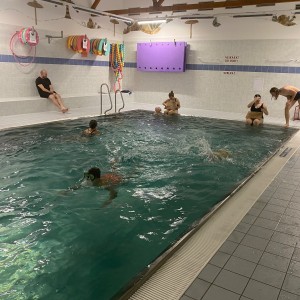 Listopadová oddílovka na bazéně