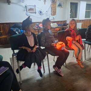 Halloweenská přespávačka Sokolů a Pand