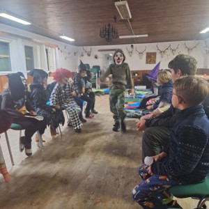 Halloweenská přespávačka Sokolů a Pand
