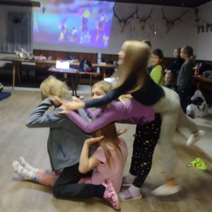 Halloweenská přespávačka Sokolů a Pand