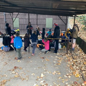 Halloweenská přespávačka Sokolů a Pand