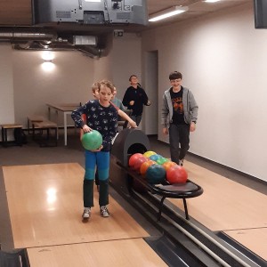 Žraločí předvánoční bowling 8.-9.12.