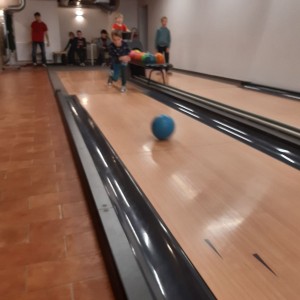 Žraločí předvánoční bowling 8.-9.12.