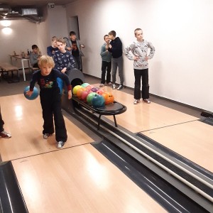 Žraločí předvánoční bowling 8.-9.12.
