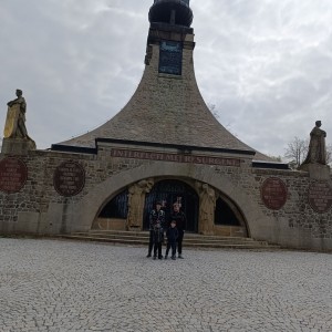 Jestřábí výprava na Mohylu míru