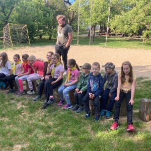 Květnová oddílovka