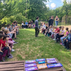 Květnová oddílovka