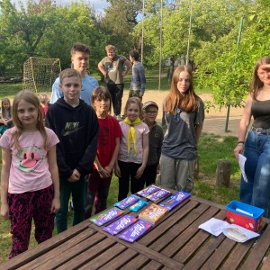 Květnová oddílovka