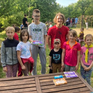 Květnová oddílovka