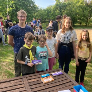 Květnová oddílovka