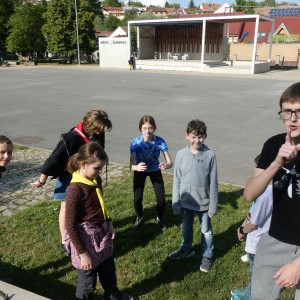 Květnová oddílovka