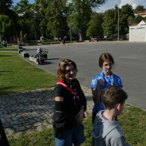 Květnová oddílovka