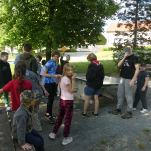 Květnová oddílovka