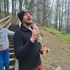 Ukliďme Hukvaldy a Potlach