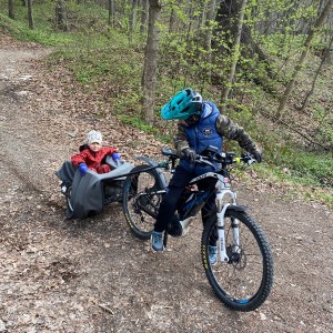 Ukliďme Hukvaldy a Potlach