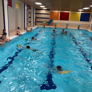 Březnová bázénová oddílovka