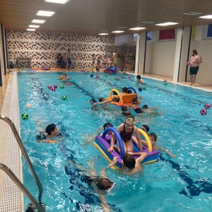 Březnová bázénová oddílovka