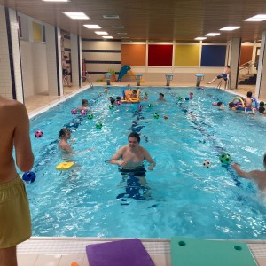 Březnová bázénová oddílovka