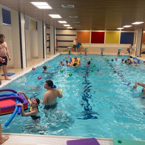 Březnová bázénová oddílovka