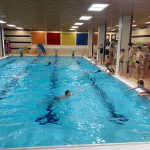 Březnová bázénová oddílovka