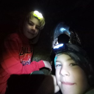 Havrani v jeskyních