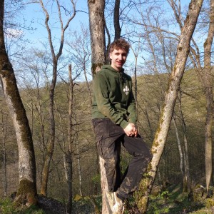 Havrani v jeskyních