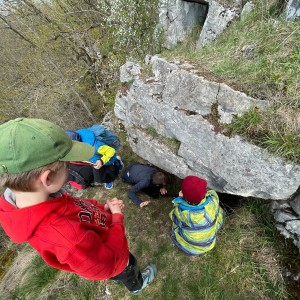 Havrani v jeskyních