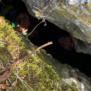 Havrani v jeskyních