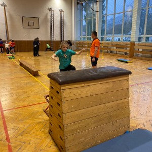 Oddílovka v tělocvičně