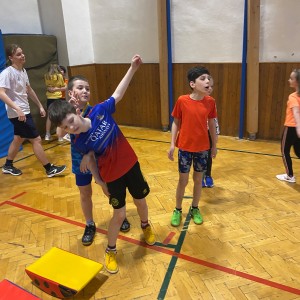 Oddílovka v tělocvičně