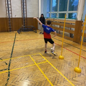 Oddílovka v tělocvičně