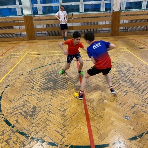 Oddílovka v tělocvičně