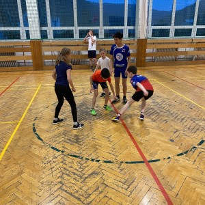 Oddílovka v tělocvičně