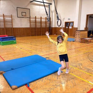 Oddílovka v tělocvičně