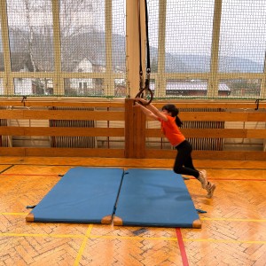 Oddílovka v tělocvičně