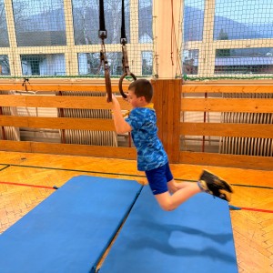 Oddílovka v tělocvičně