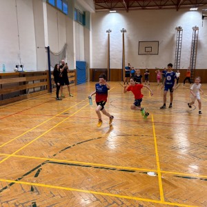 Oddílovka v tělocvičně