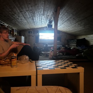 Lemuři v jeskyních podél Říčky
