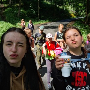 Pandy a Sokoli na Barborce