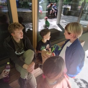 Rybky, Jestřábi a Lemuři v Blansku