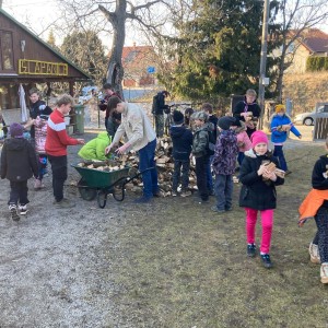 Únorová oddílovka