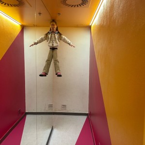 Výprava Lasiček do Absurdia