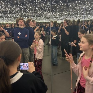 Výprava Lasiček do Absurdia