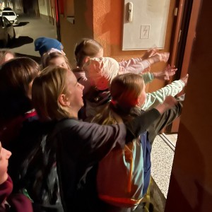 Výprava Lasiček do Absurdia